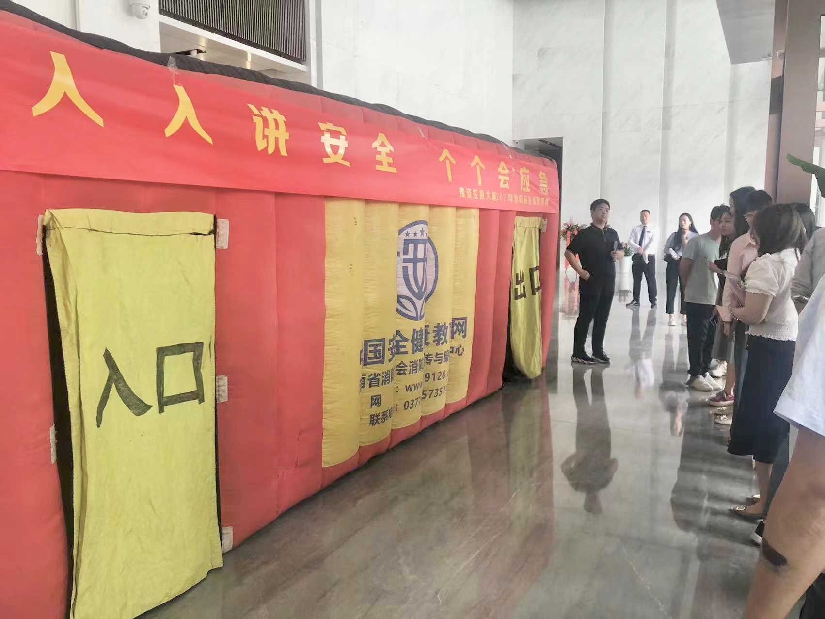 8ce25d322e793c8ebe776685144bfd8.jpg 8ce25d322e793c8ebe776685144bfd8.jpg